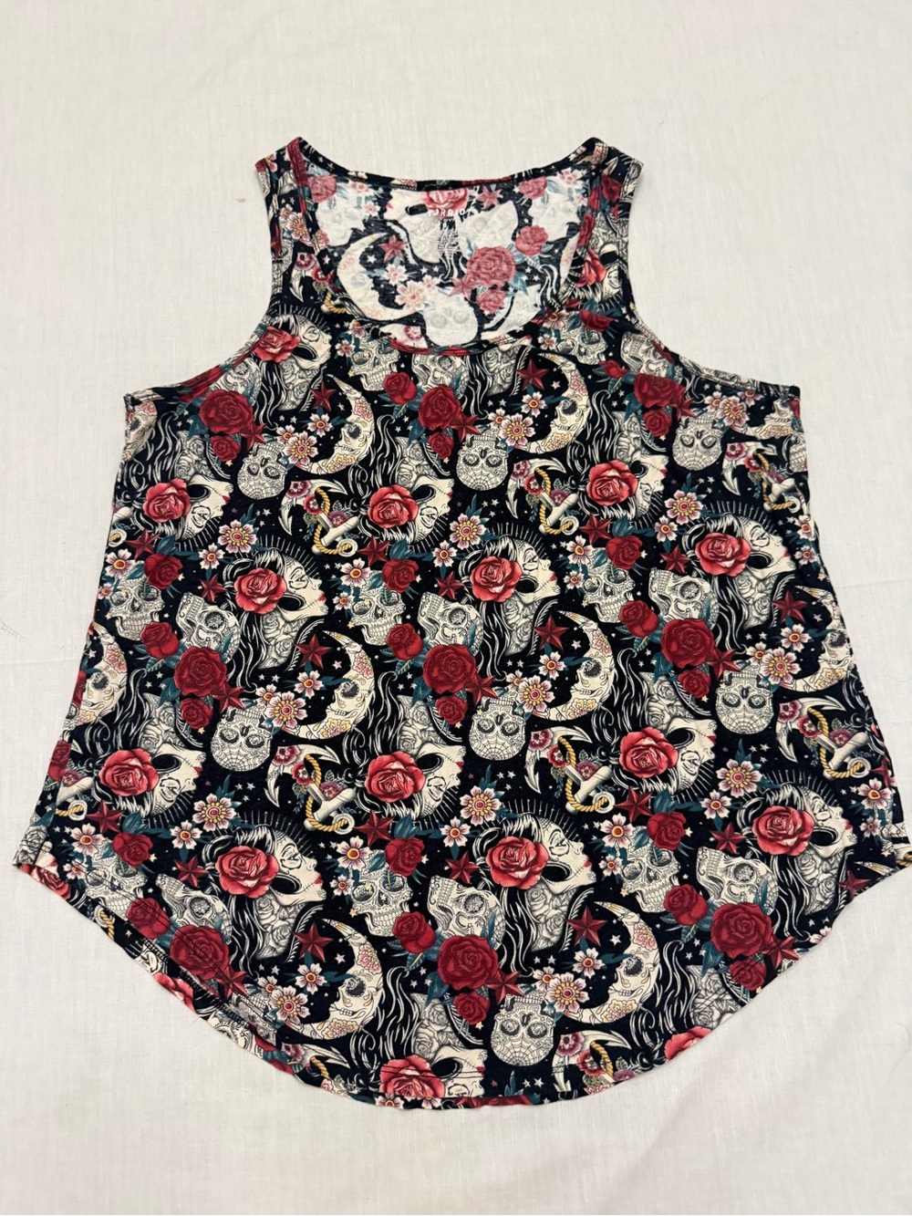 torrid Black Tank with Red Rose & Cream Skull Print